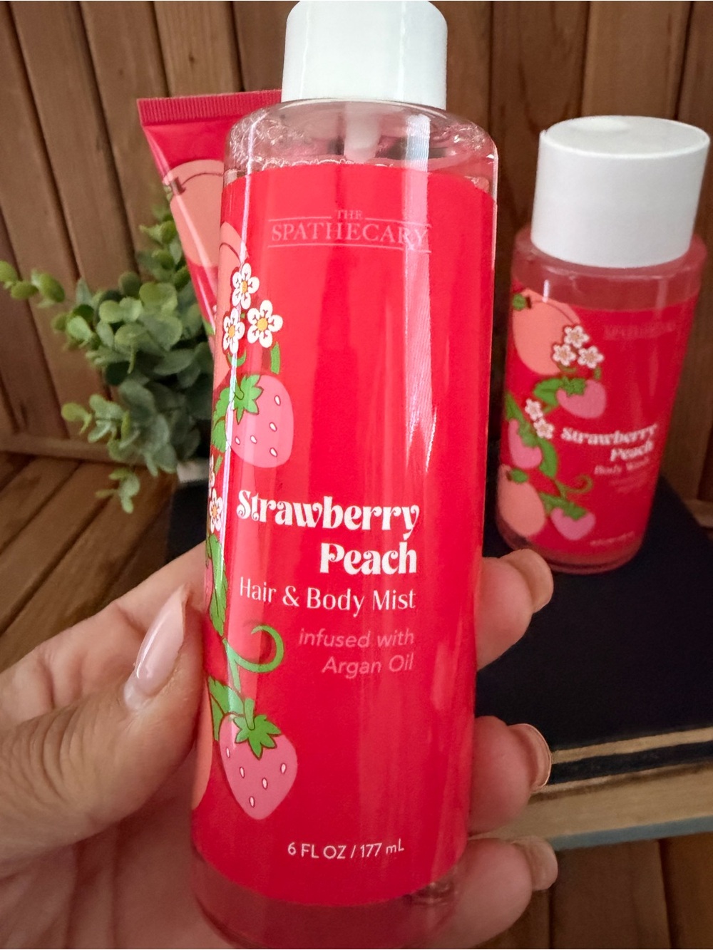 Spathecary Strawberry Peach Hair & Body Wash and Shower Spa Bundle - Picture 3 of 4